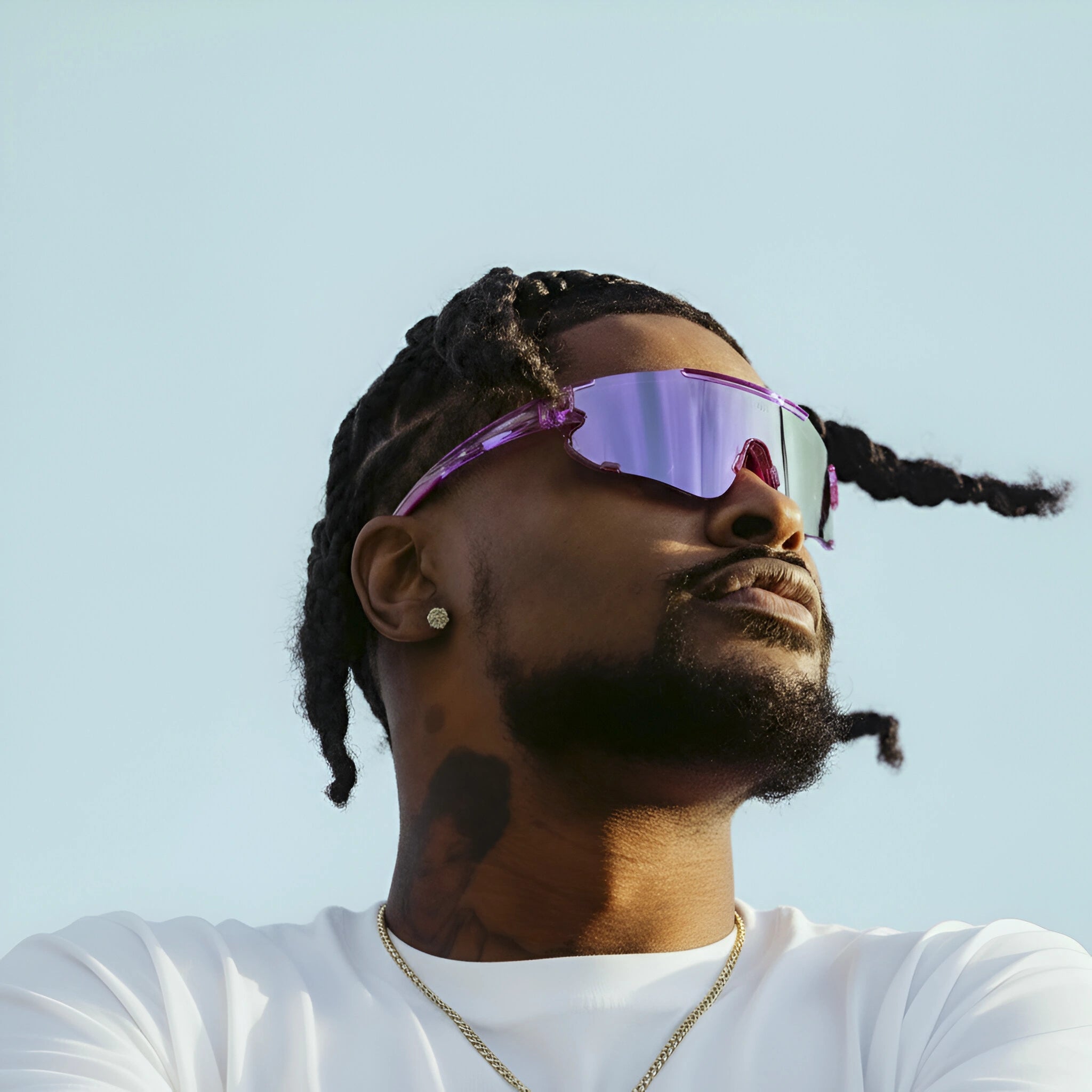 Ross500 wearing Grape Elevate LosReyes basketball sunglasses with polarized UV400 protection and ultra-light TR90 frame, merging Miami-inspired style with court-ready performance.